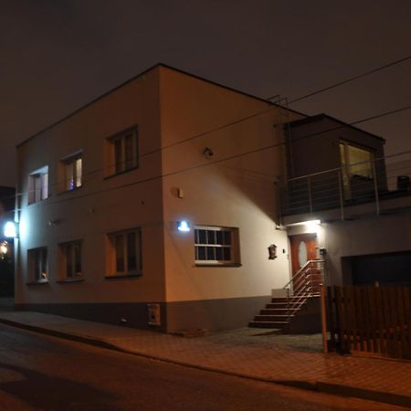 Bialy Dom - 2 Bedrooms Kattowitz Exterior foto