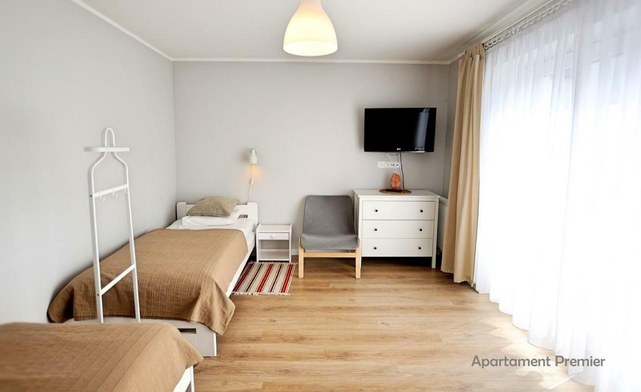 Bialy Dom - 2 Bedrooms Kattowitz Exterior foto